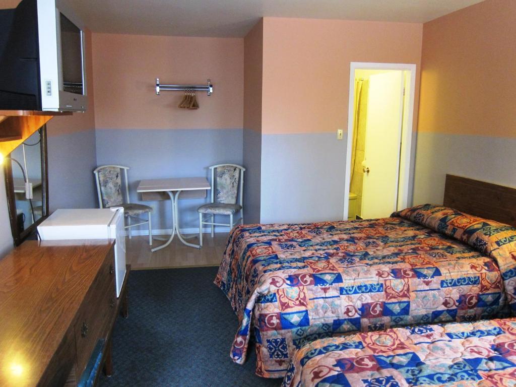 Norfolk Motel Fredericton Room photo